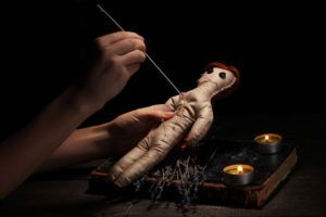 Muñeca vudú zombies