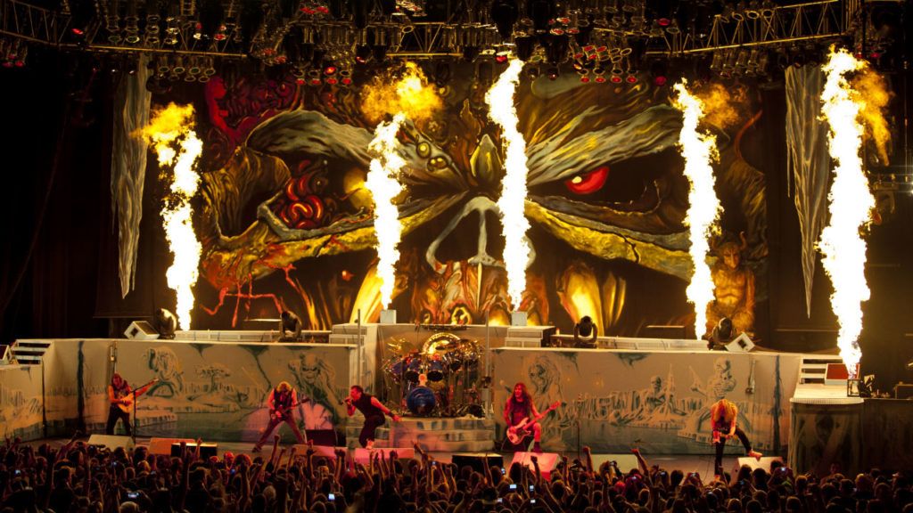 Shock rock Iron Maiden Live